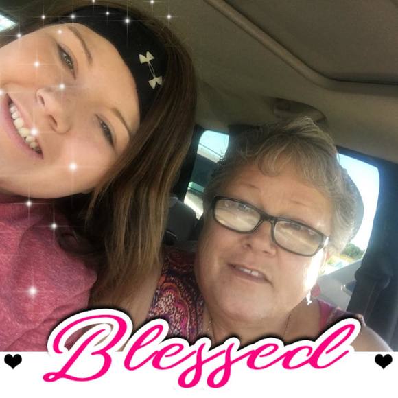 Meet your Posher, Connie - Picture 1 of 1